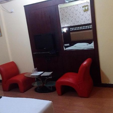 Solitaire Suites Μπανγκαλόρ Δωμάτιο φωτογραφία